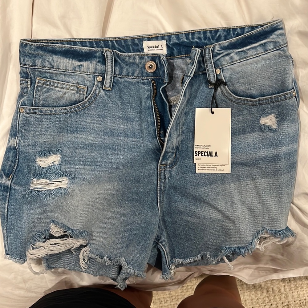Vici high waisted shorts